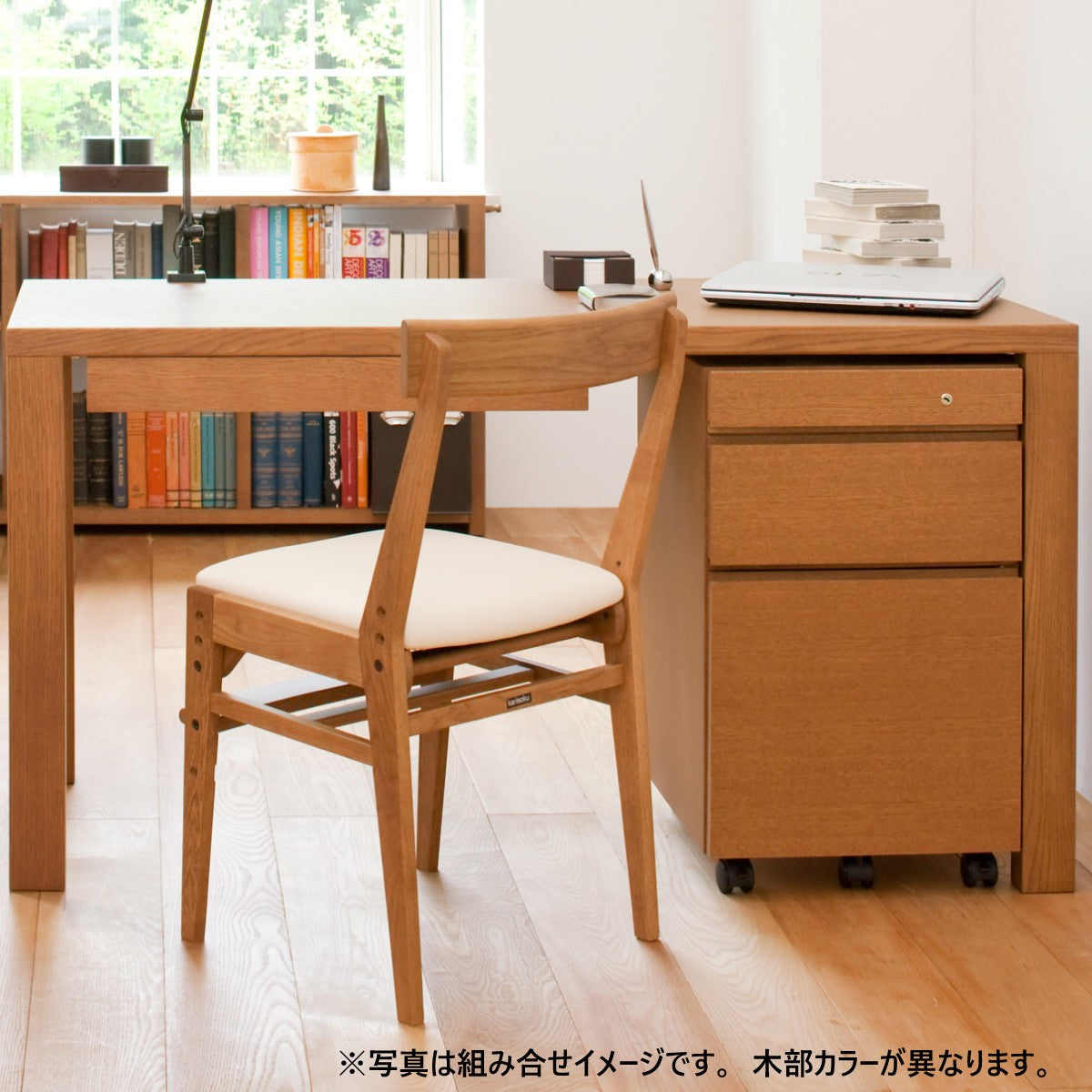 カリモク家具 デスクチェア XT0611 IS 高さ調節 木製 学習 椅子 防汚 カリモク 学習椅子 XT0611 シアーホワイト色 デスクチェア 子供